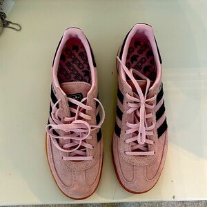 ADIDAS Handball Spezial. Woman’s Size 10.